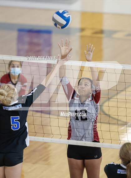 Thumbnail 1 in Midtown vs Locust Grove (Southside Classic) photogallery.