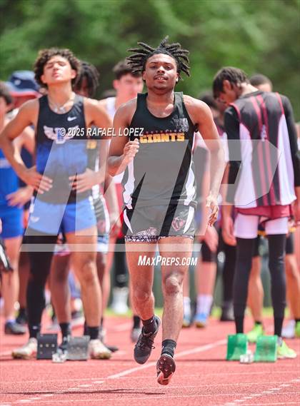 Thumbnail 2 in Northland Christian Relays (100M) photogallery.
