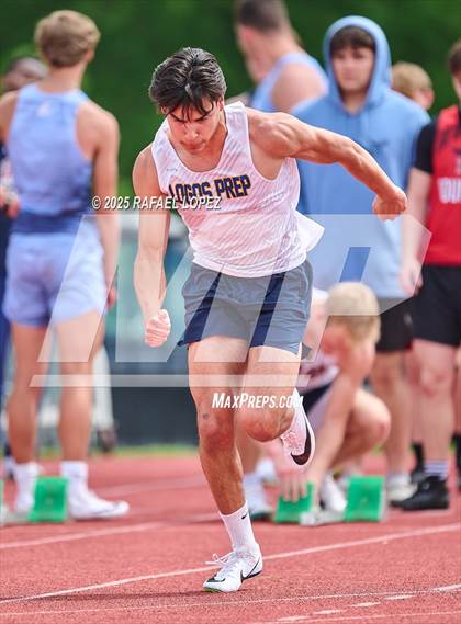 Thumbnail 2 in Northland Christian Relays (100M) photogallery.