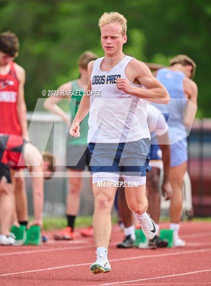 Thumbnail 2 in Northland Christian Relays (100M) photogallery.