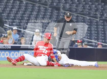 Thumbnail 2 in Perfect Game All-American Classic (East vs. West) photogallery.