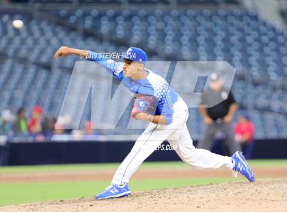 Thumbnail 2 in Perfect Game All-American Classic (East vs. West) photogallery.