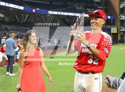 Thumbnail 2 in Perfect Game All-American Classic (East vs. West) photogallery.
