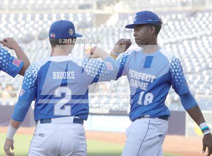 Thumbnail 2 in Perfect Game All-American Classic (East vs. West) photogallery.