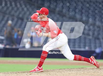 Thumbnail 2 in Perfect Game All-American Classic (East vs. West) photogallery.
