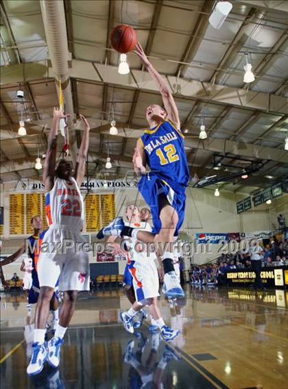 Thumbnail 2 in De La Salle vs Bartow (City of Palms Classic) photogallery.