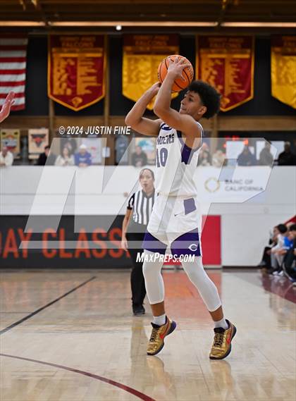 Thumbnail 2 in Carlsbad vs. La Jolla Country Day photogallery.