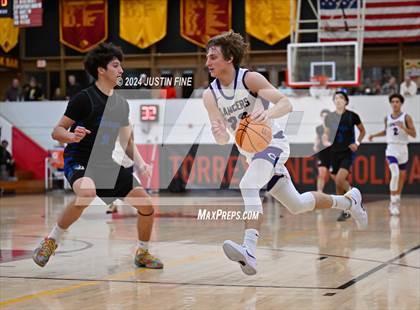 Thumbnail 3 in Carlsbad vs. La Jolla Country Day photogallery.