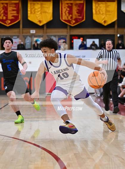 Thumbnail 3 in Carlsbad vs. La Jolla Country Day photogallery.