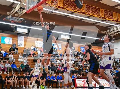 Thumbnail 2 in Carlsbad vs. La Jolla Country Day photogallery.