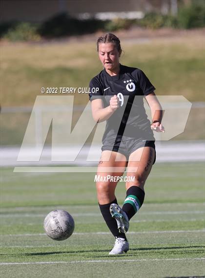 Thumbnail 3 in Cedar Valley @ Olympus (UHSAA 5A Quarterfinal) photogallery.