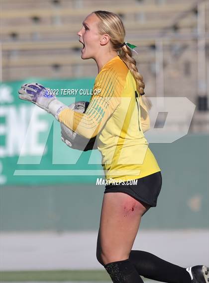 Thumbnail 2 in Cedar Valley @ Olympus (UHSAA 5A Quarterfinal) photogallery.