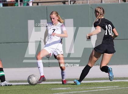 Thumbnail 3 in Cedar Valley @ Olympus (UHSAA 5A Quarterfinal) photogallery.