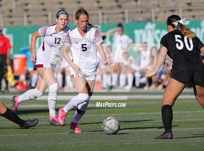 Thumbnail 3 in Cedar Valley @ Olympus (UHSAA 5A Quarterfinal) photogallery.