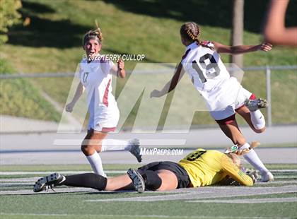 Thumbnail 3 in Cedar Valley @ Olympus (UHSAA 5A Quarterfinal) photogallery.