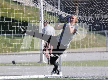 Thumbnail 2 in Cedar Valley @ Olympus (UHSAA 5A Quarterfinal) photogallery.