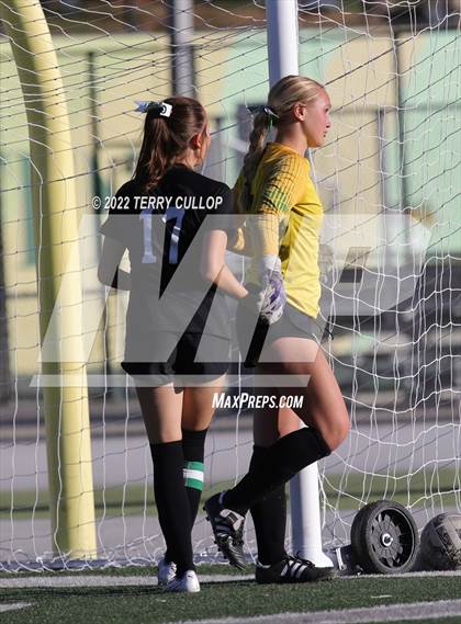 Thumbnail 3 in Cedar Valley @ Olympus (UHSAA 5A Quarterfinal) photogallery.