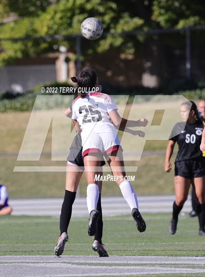 Thumbnail 3 in Cedar Valley @ Olympus (UHSAA 5A Quarterfinal) photogallery.
