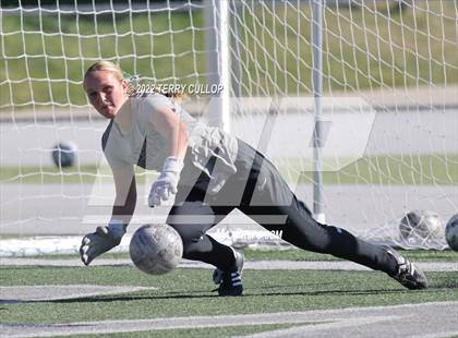 Thumbnail 2 in Cedar Valley @ Olympus (UHSAA 5A Quarterfinal) photogallery.