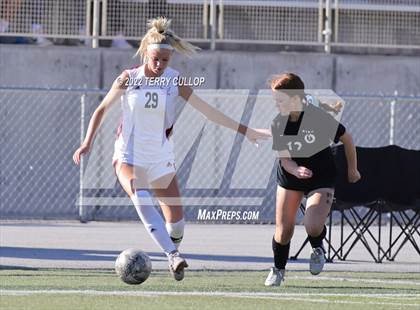 Thumbnail 3 in Cedar Valley @ Olympus (UHSAA 5A Quarterfinal) photogallery.
