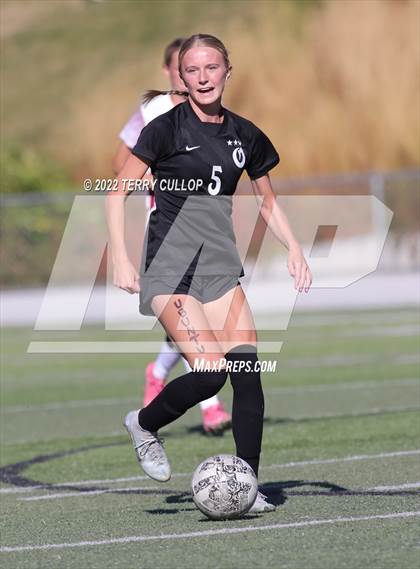 Thumbnail 3 in Cedar Valley @ Olympus (UHSAA 5A Quarterfinal) photogallery.
