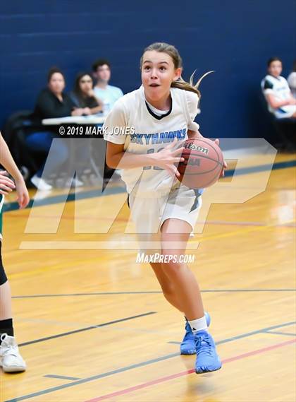 Thumbnail 2 in Greenway vs. Deer Valley (Skyhawks' Thanksgiving Tournament) photogallery.