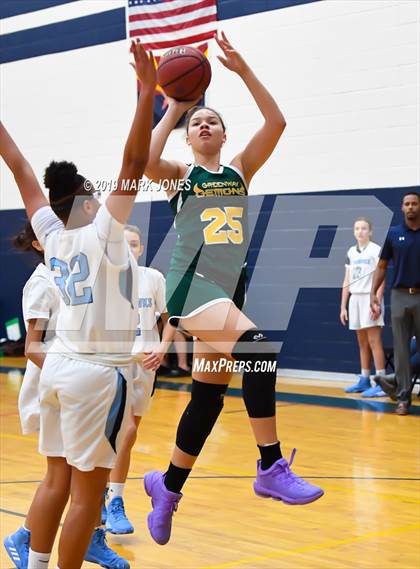 Thumbnail 2 in Greenway vs. Deer Valley (Skyhawks' Thanksgiving Tournament) photogallery.