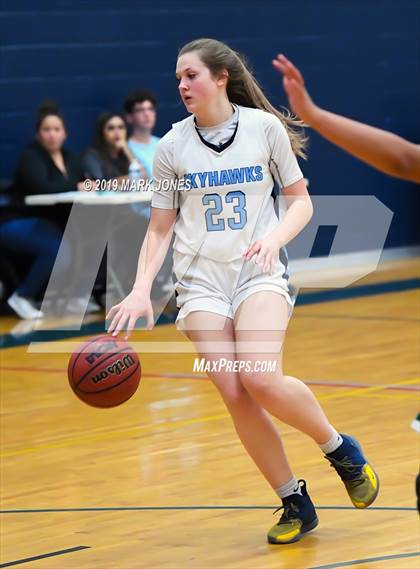 Thumbnail 2 in Greenway vs. Deer Valley (Skyhawks' Thanksgiving Tournament) photogallery.