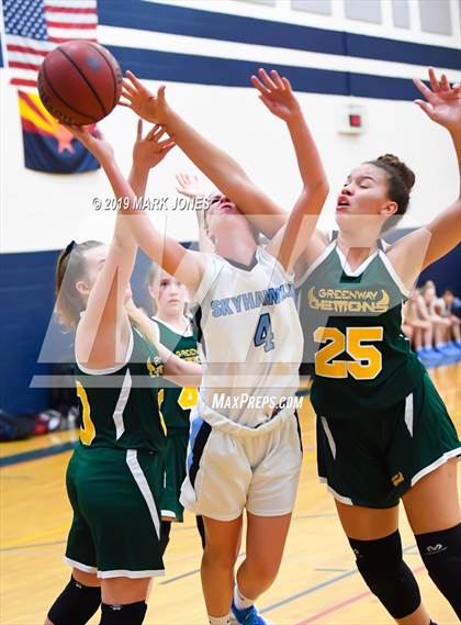 Thumbnail 2 in Greenway vs. Deer Valley (Skyhawks' Thanksgiving Tournament) photogallery.