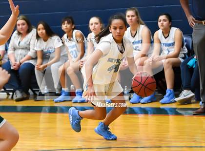 Thumbnail 3 in Greenway vs. Deer Valley (Skyhawks' Thanksgiving Tournament) photogallery.