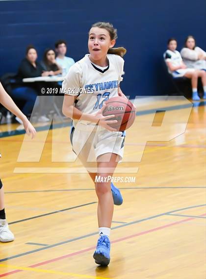 Thumbnail 3 in Greenway vs. Deer Valley (Skyhawks' Thanksgiving Tournament) photogallery.