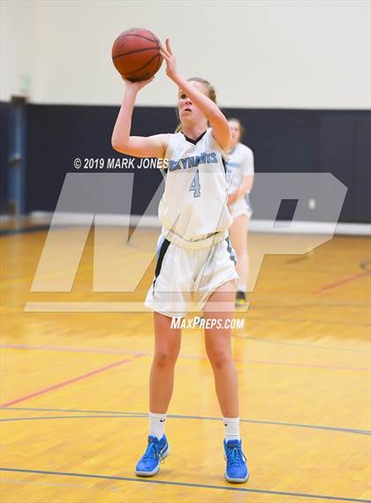 Thumbnail 1 in Greenway vs. Deer Valley (Skyhawks' Thanksgiving Tournament) photogallery.