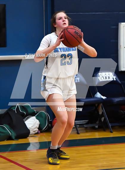 Thumbnail 3 in Greenway vs. Deer Valley (Skyhawks' Thanksgiving Tournament) photogallery.