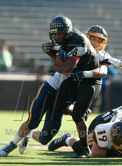 Thumbnail 2 in Archbishop Moeller vs Lakota East (OHSAA Playoffs) photogallery.
