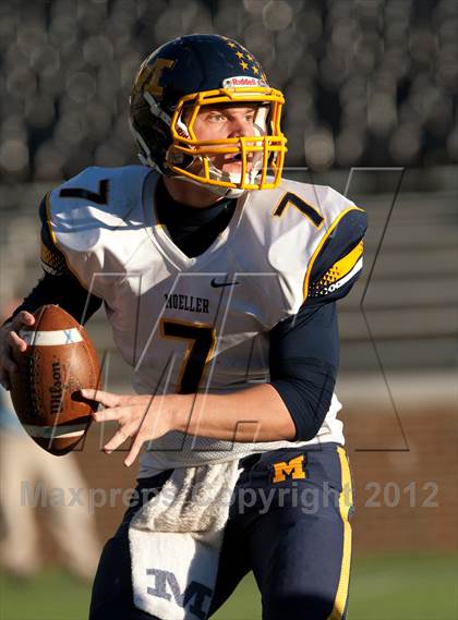 Thumbnail 2 in Archbishop Moeller vs Lakota East (OHSAA Playoffs) photogallery.