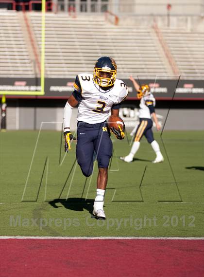 Thumbnail 3 in Archbishop Moeller vs Lakota East (OHSAA Playoffs) photogallery.