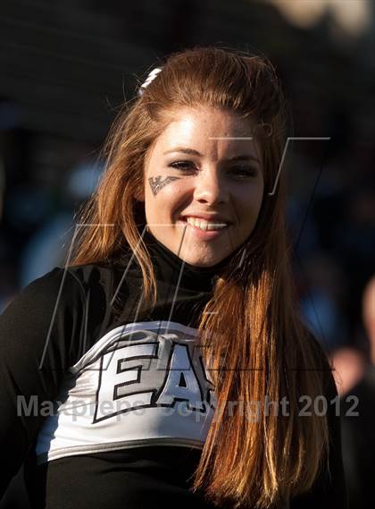 Thumbnail 1 in Archbishop Moeller vs Lakota East (OHSAA Playoffs) photogallery.