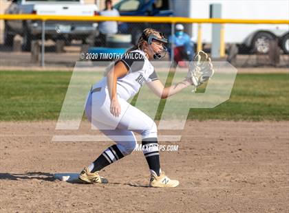 Thumbnail 1 in North Platte vs Lincoln Northeast (NSAA A4 District Playoff) photogallery.