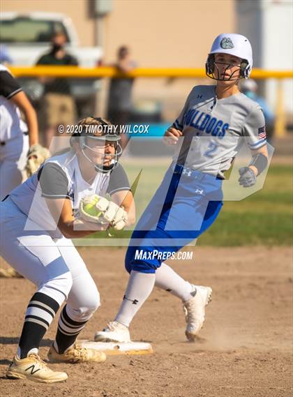 Thumbnail 3 in North Platte vs Lincoln Northeast (NSAA A4 District Playoff) photogallery.