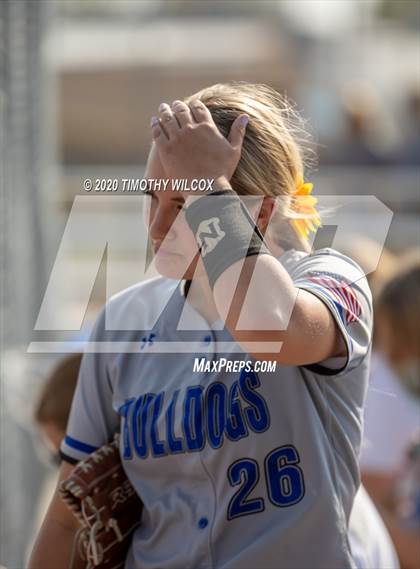 Thumbnail 1 in North Platte vs Lincoln Northeast (NSAA A4 District Playoff) photogallery.
