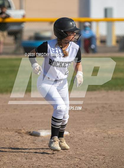 Thumbnail 2 in North Platte vs Lincoln Northeast (NSAA A4 District Playoff) photogallery.