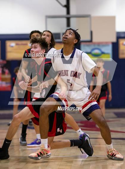Thumbnail 1 in Great Oak vs Murrieta Valley photogallery.