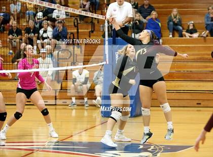 Thumbnail 3 in Croatan vs. Dixon photogallery.