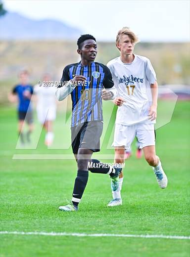 null - Photo 01
