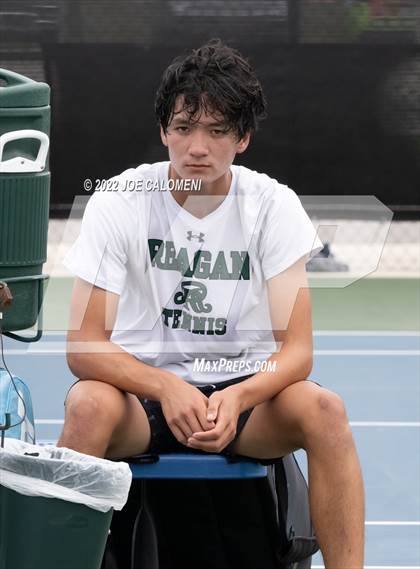 Thumbnail 2 in Reagan [Ronald] vs West Brook (UIL 6A Boys Singles State Quarterfinal) photogallery.