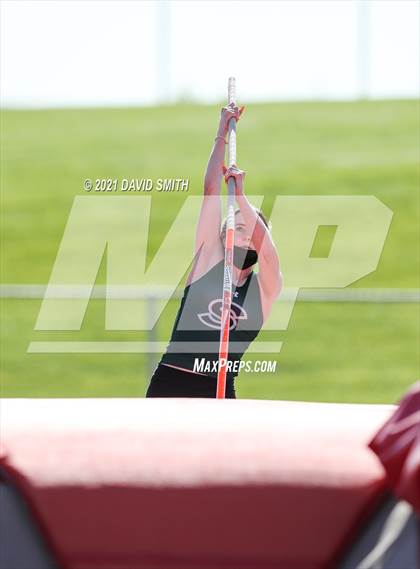 Thumbnail 3 in KC Suburban Red Conf. Champ. - Girls Field photogallery.