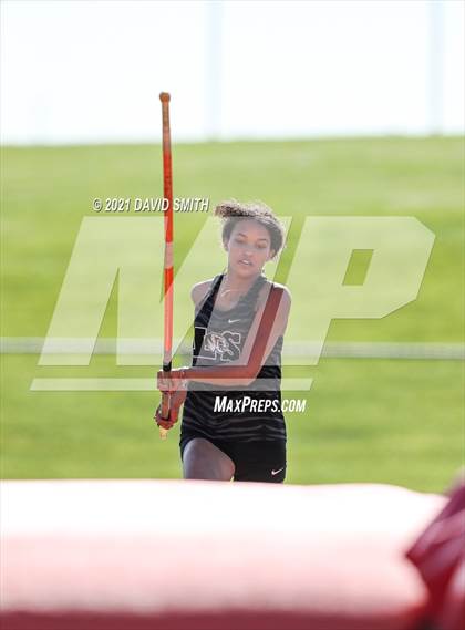 Thumbnail 2 in KC Suburban Red Conf. Champ. - Girls Field photogallery.