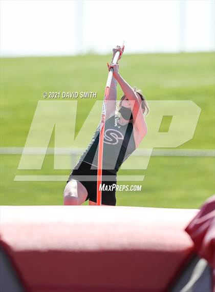 Thumbnail 1 in KC Suburban Red Conf. Champ. - Girls Field photogallery.