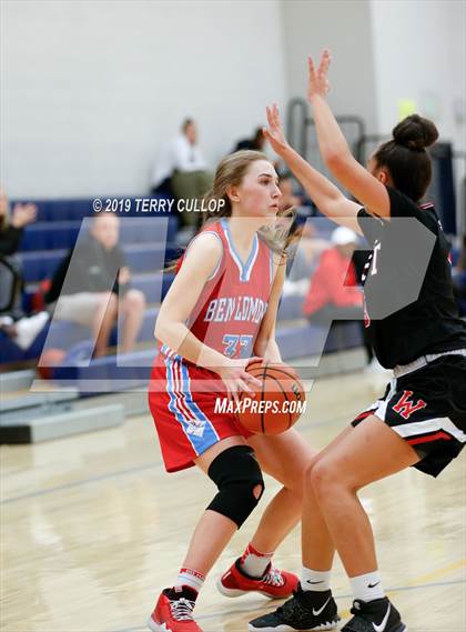 Thumbnail 2 in West vs. Ben Lomond (South Mountain Holiday Classic) photogallery.