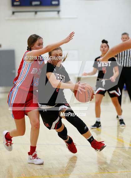 Thumbnail 3 in West vs. Ben Lomond (South Mountain Holiday Classic) photogallery.
